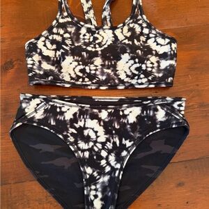 Athleta reversible Black & White Tie-Dye Camo Bikini Set